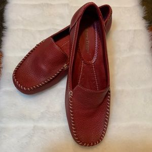 Bare Traps loafer type shoes 6 1/2